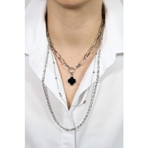 Fraise Accessories Three Chain Clover pendant Necklace