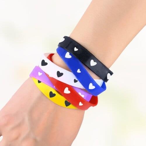 10pcs Mix Colors Heart Silicone Bracelets Sport Rubber Multicolor Mixing Wristband Trendy Jewelry Popular Band brta69