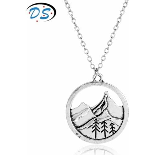 Mens Fashion Long Chain Necklace Mountain Tree Pattern Hollow Dog Tag Pendant Necklace Retro Accessories Collier