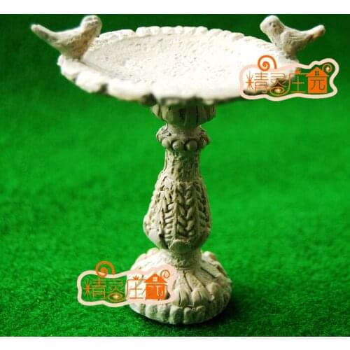 G05-X482 children baby gift Toy 1:12 Dollhouse mini Furniture Miniature rement garden Sculpture pond and birds 1pcs
