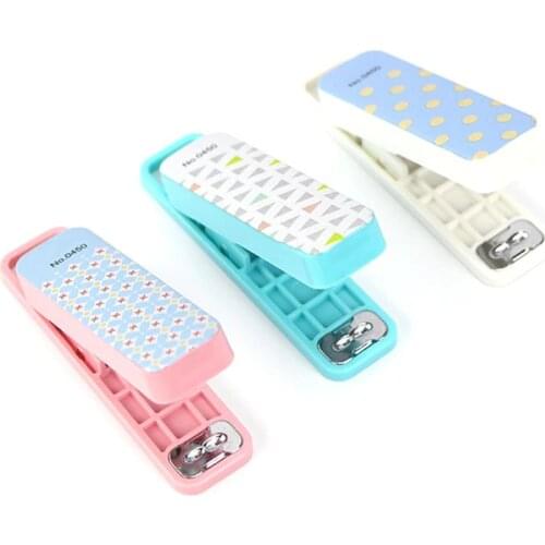Geometric Mini Students Stapler Colorful Stapler Set Effortless Stapler Paper Book Binding Stapling Machine Standard Stationery