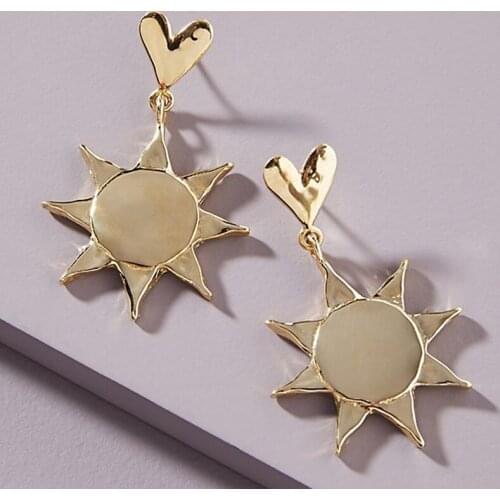 LUNA CHIAO Gold Plating Moon Sun Burst Metal Drop Earrings Women Fashion Statement Earring