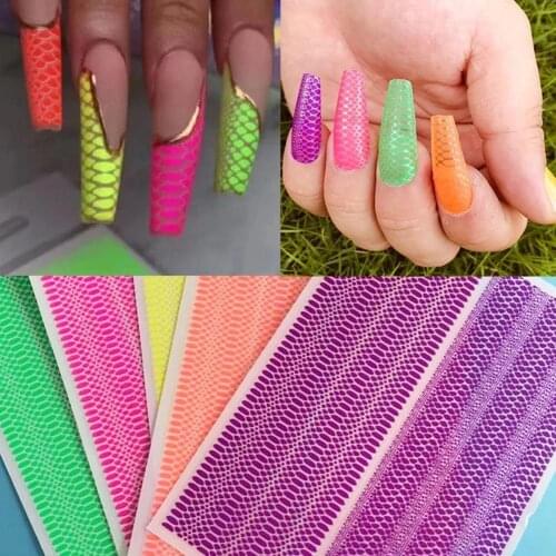 10pcs/set Fashion 3D Serpentine Snake Nails Stickers Neon Curve Bohemen Style Nail Art Nail Decal Manicure Tools For Girls