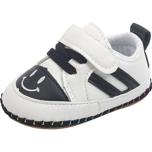 Baby toddler shoes 2021 new childrens cute smiling boys and girls soft bottom step shoes fashion causal flats hot
