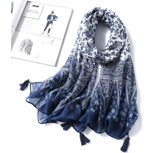 2021 New Fashion Women Cotton Scarf Shawls Porcelain Print Pashmina Scarves Soft Warm Lady Winter Stole Hijab Neck Bufanda