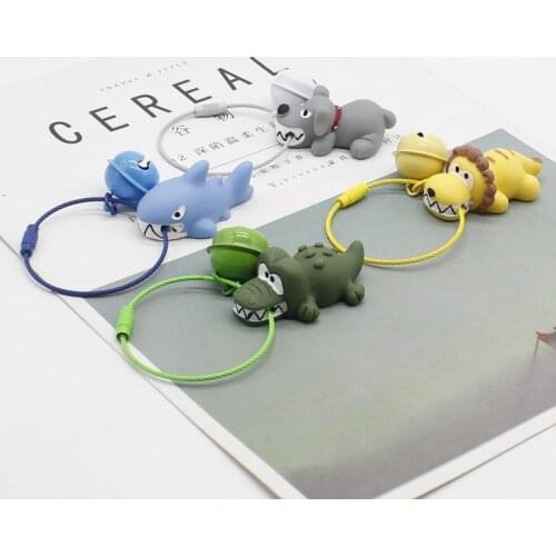 18 Classic Fashion Cartoon 3D Animal Bell Keychain Ladies Bag Pendant Men Car Accessories Jewelry Chain Keychain