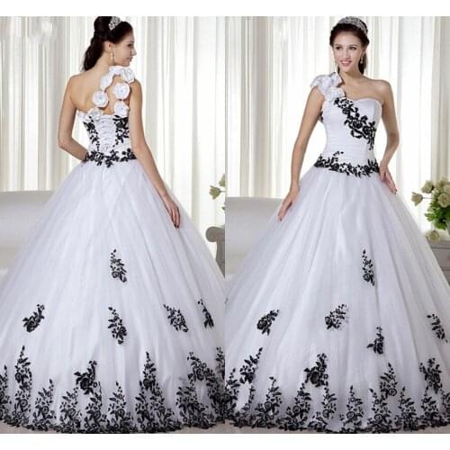 2020 Black And White One Shoulder Ball Gown Wedding Dresses Vintage Lace Appliques 3D Flowers Robe De Mariee Bride Gowns