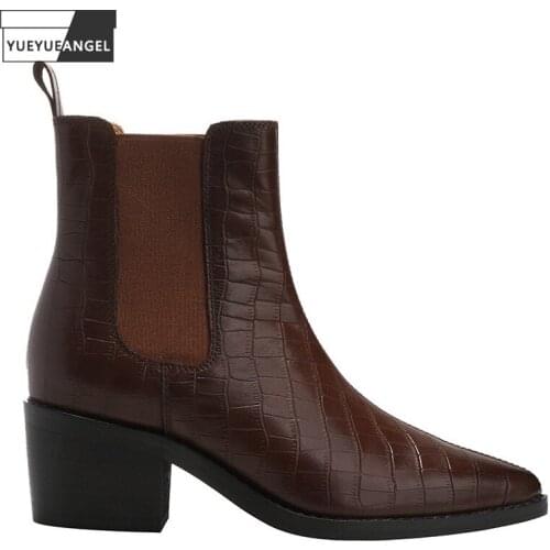 Pointed Toe Genuine Leather Chelsea Boots Women British Style Winter Fleece Lining Chunky Heels Shoes Retro Ankle Boots Female