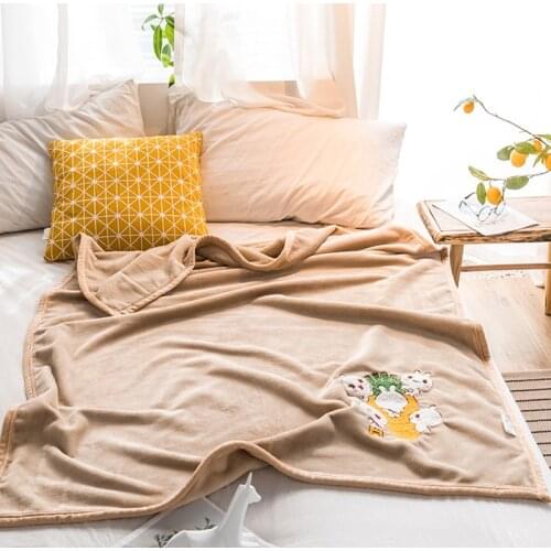 Rabbit Spring and Autumn Festival Portable Childrens Blanket Knee Blanket High Density Super Soft Blanket for the sofa/Bed/Car