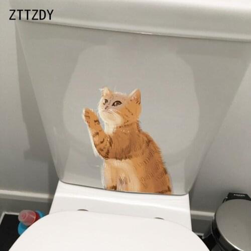 ZTTZDY 21.5*22.4CM Play Cat Toilet Decal Kids Room Home Decor Wall Sticker Animal T3-0178