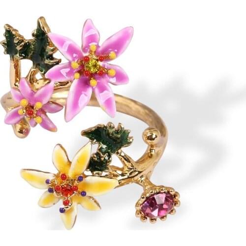 New product fashion trend personality girl heart plant flower series lily ring exquisite enamel metal bracelet womens ring