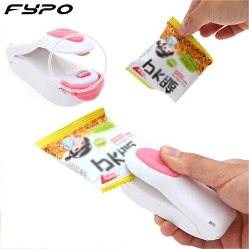 Fypo Plastic Food Clip Heat Sealing Machine Sealer for Snacks Candy Portable Bag Clip Seal Packing Plastic Bag work with battery
