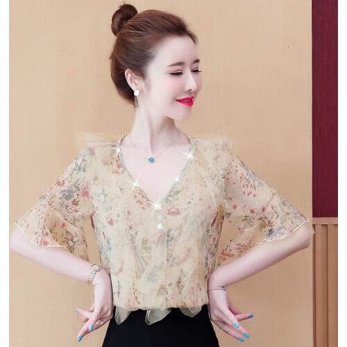 Floral chiffon shirt short-sleeved womens summer 2021 new V-neck ruffled blouse Western style fashion temperament small shirt