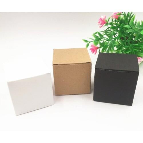 100pcs/lot Kraft Paper Box Gift Vintage Candy Boxes Wedding Party Favor Decoration 5*5*5cm