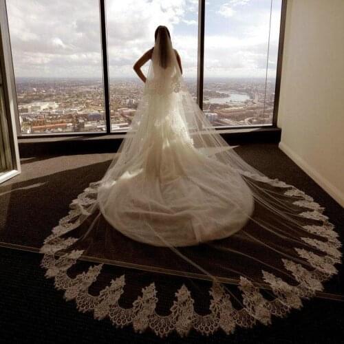 3.5M Long And 3M Width Bridal Veil Two Layers With Comb White/Ivory Appliqued Mantilla Wedding Veil EE9008