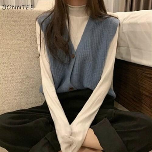 Sweater Vest Women Vintage V-neck Chic Fashion All-match Classic Ladies Sleeveless Sweaters Daily Single Breasted Woman Knitwear