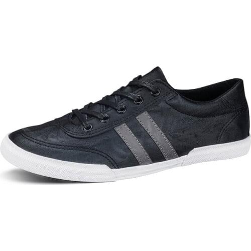 Mens Classic Shoes 2021 Original Brand Comfort Concise Board Shoes Trend Flat Designer Minimalist Shoes for Men Vulcanize Shoes