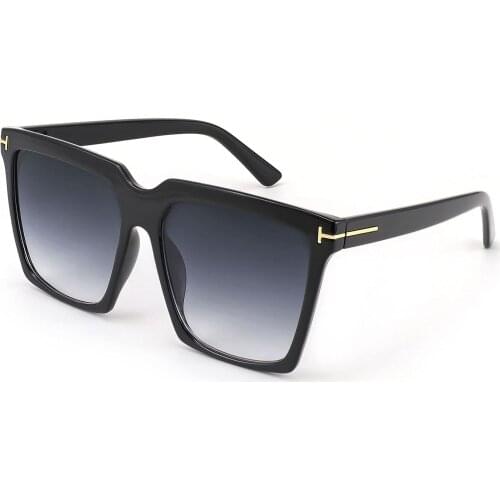 Fashion Oversized Square Sunglasses Women Men with Metal T shaped design UV400