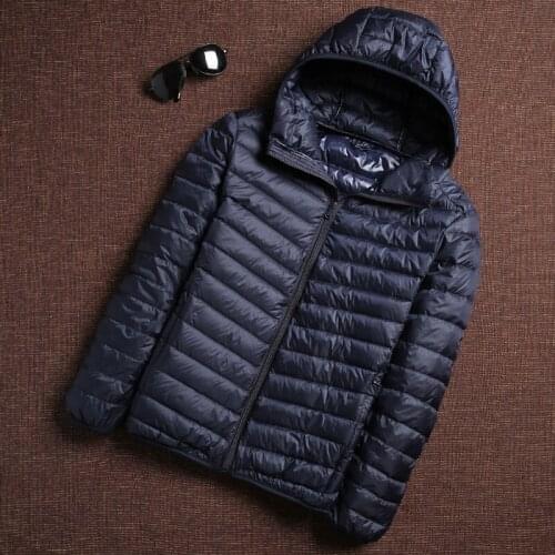 2020 Winter Fashion Brand Ultra Light Duck Down Jacket Mens Korean Streetwear Feather Coats Stand Collar Warm Men Clothes