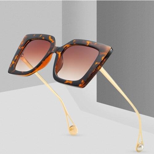 Women Luxury Brand Designer Fashion Unisex Sunglasses High Quality Men Sun Glasses Male Eyewear Ladies Female Glasses