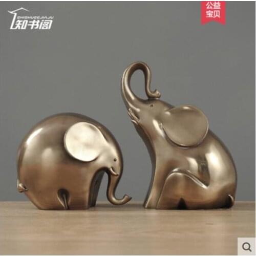 LITTLE ELEPHANT OF ANIMAL SWEETHEARTS LIVES IN ADORNMENT TO PLACE WEDDING GIFT DECORATION TV ARK PORCH HANDICRAFT