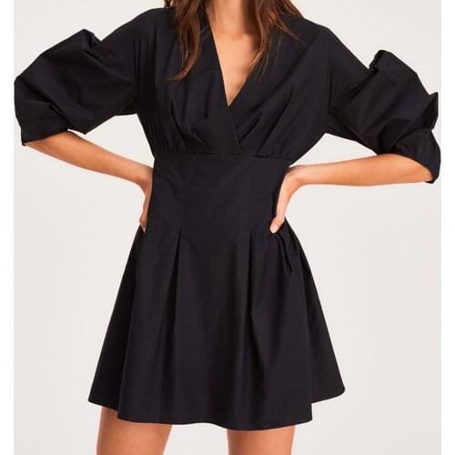 2020 Autumn and Winter New Palace Sleeve V-neck Ladies Dress