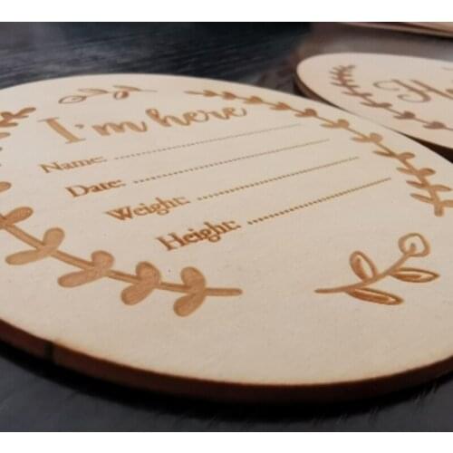 D0AF Wooden Milestone Cards Growth Commemorative Handmade Baby Birth Monthly Recording Card Newborn Shower Gift