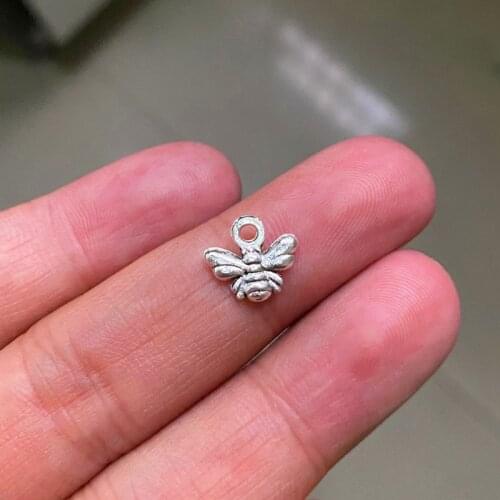 30pcs Charms Bee 10x11mm Antique Silver Color Plated Pendants Making DIY Handmade Tibetan Silver Color Jewelry Accessories