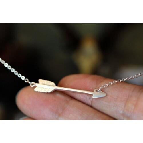 Fashion delicate design of arrow pattern necklace -color necklaces for women design chain of clavicle