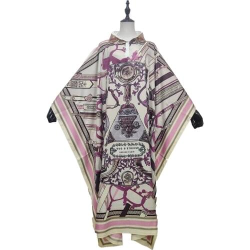 Dubai 2021 Elegant Muslim Womens Ramadan Silk Kaftan Floor Length Batwing sleeve Robe Bohemian African Printed Dress