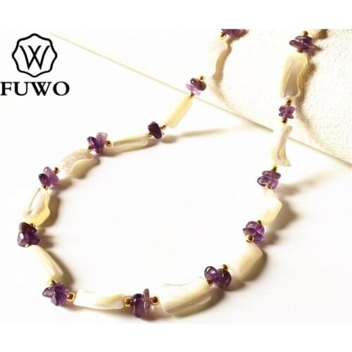 FUWO Natural Seashell Charm Necklace With Crushed Crystal Quartz Beads Women Beach jewelry 6 Colors NC532