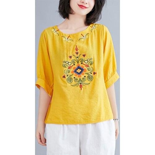 Women Cotton Linen Casual T-shirts New Arrival 2021 Summer Simple Style O-neck Vintage Embroidery Loose Female Tops Tees S2973