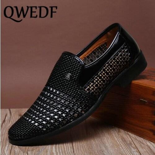 QWEDF Summer sandals dad breathable shoes sandals for men middle-aged shoes cut without lace leather sandals for men D1-28