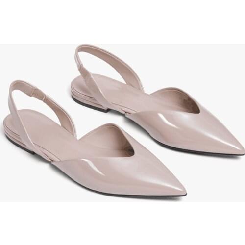 2020 Popular Spring and Autumn Womens Sandals Womens Pointed Low Heel Shoes V Letter Mouth Single Shoes