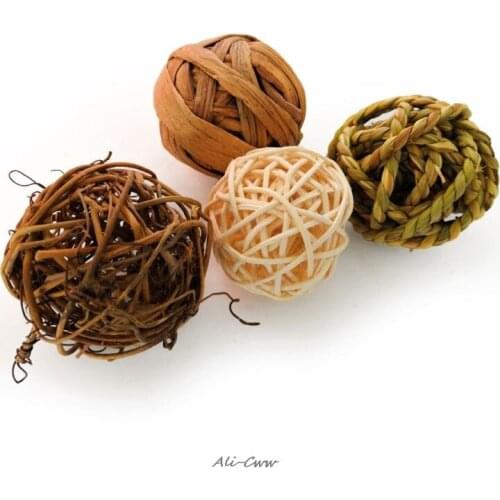 4Pcs Natural Small Animal Activity Chew Toys Rabbits Bird Parrot Play Rattan Balls For Rabbits Guinea Pigs Gerbils