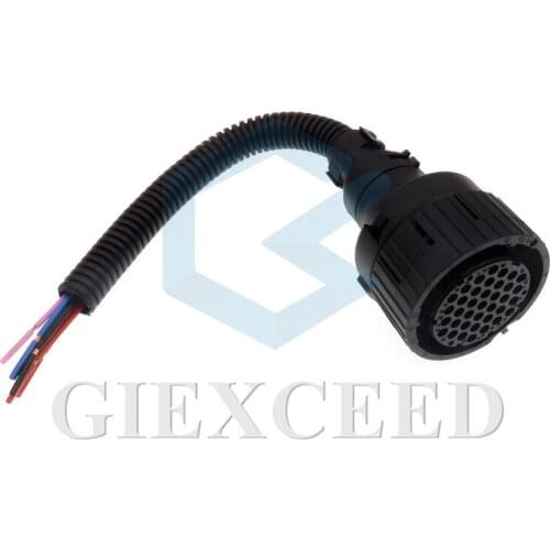 7 Wires Auto Urea Pump Round Socket Plug A2000-1205340C Urea Metering Jet Pump Connector
