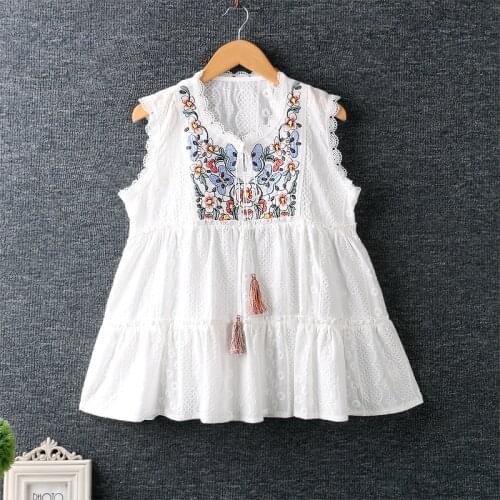 2020 New Summer Women Blouse folk-custom Style Embroidery V-Neck Sleeveless Cotton linen Loose Tops Women