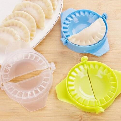 New DIY Dumplings Maker Tool Wheat Straw Jiaozi Pierogi Mold Dumpling Mold Clips Baking Molds Pastry Kitchen Accessories