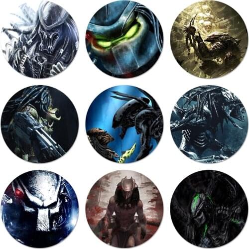 Alien vs Predator Icons Pins Badge Decoration Brooches Metal Badges For Backpack Decoration