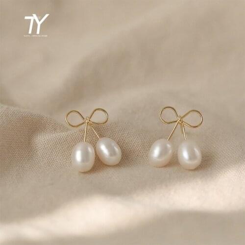 Elegant and Sweet Metal Bow Pearl Pendant Drop Earrings For Woman 2021 Korean Fashion Jewelry Wedding Girls Luxury Accessories