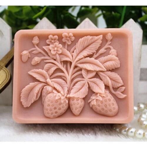 New Product!!1pcs Small Strawberrys (zx330) Food Grade Silicone Handmade Soap Mold Crafts DIY Mould