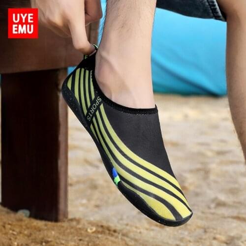 UYEEMU Beach Wading Shoes Mens And Womens Thickened Anti-Slip Anti-Cut Shoes For The Summer Of 2021 New Gym Shoes Size 35-46