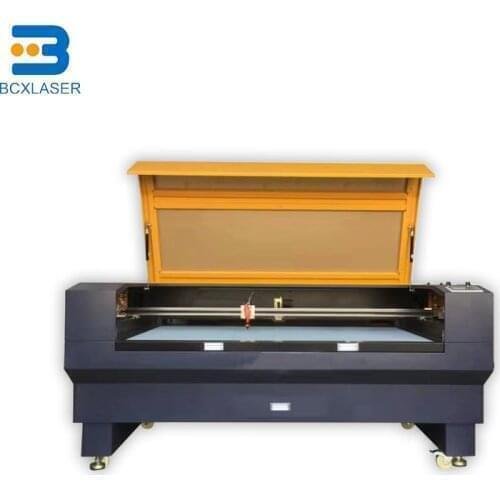 Fiber laser cutting machine