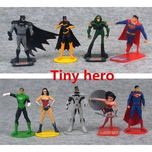 DC Hero Figure Collect Batman Model Batgirl Wonder Woman Flash Joker Cyborg Green Arrow Superman Toys for Children