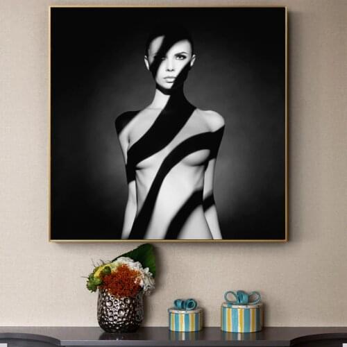 Popular Portrait Posters and Prints Wall Art Canvas Painting Elegant Nude Model in the Light Pictures for Living Room Home Decor