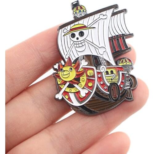 DZ1179 Anime Pirate Ship Enamel Pins and Brooches for Women Fashion Lapel Pin Backpack Bags Badge Friend Kids for Gifts