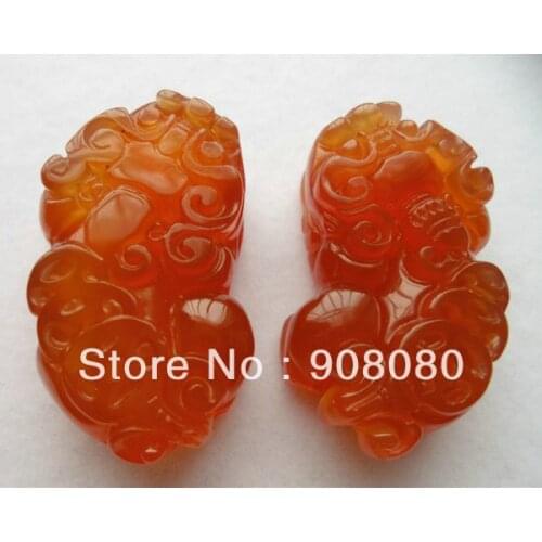 Tibetan JewelryTBP099 Natural red Agate stone Carved Pixiu Good Fortune Amulet Lucky PendantMan Amulet charms