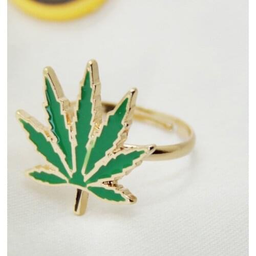 20 pcs/lot latest fashion jewelry gold metal enamel maple leaf rings