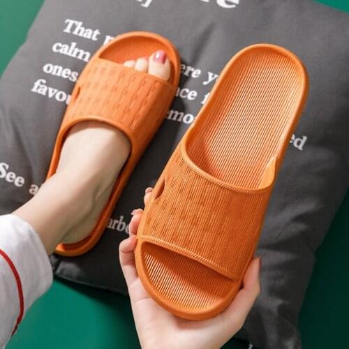 2021 Mens Slippers slides indoor bathroom sky blue Eva Soft Sole non-slip bath summer beach sandals slippers for women Shower