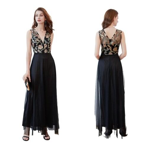 2021 European and American dress long Style Sexy thin banquet host small dress female European and American light familiar style